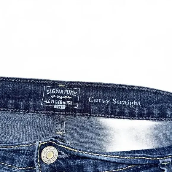 Levi's Signature Gold Curvy Straight Woman’s 36W x 30L Denim Medium Wash Jeans - Picture 2 of 6